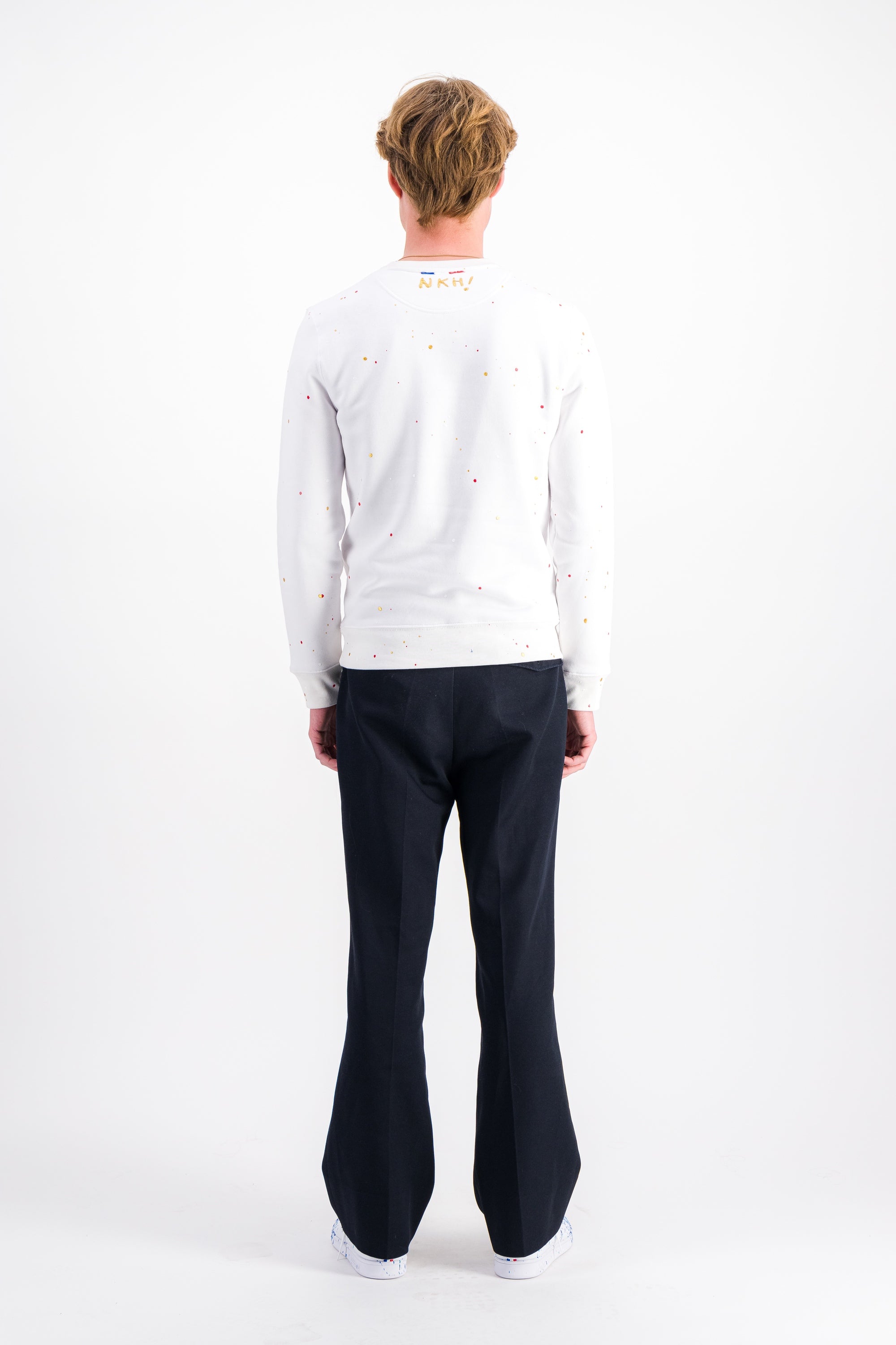 Pull blanc col rond - Angry Chaplin