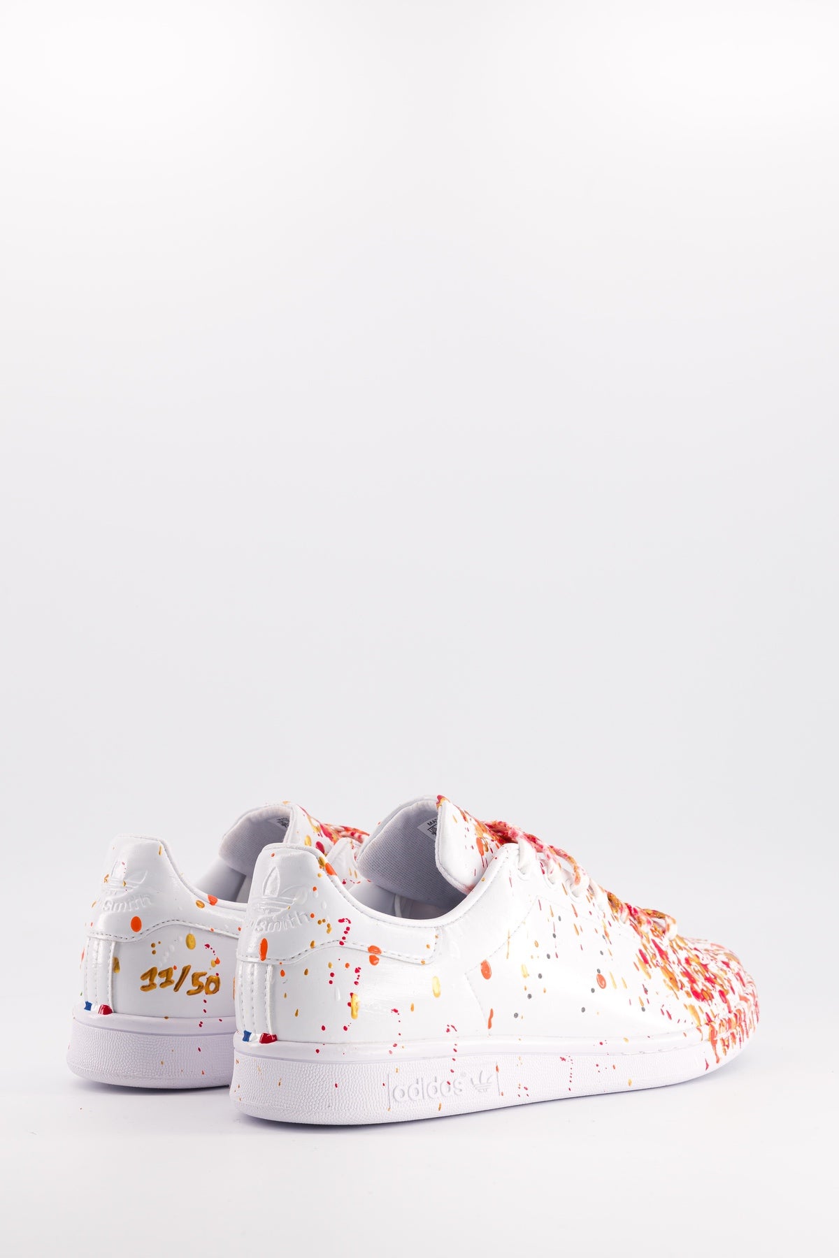 Sneakers blanches - Fifty shades of orange
